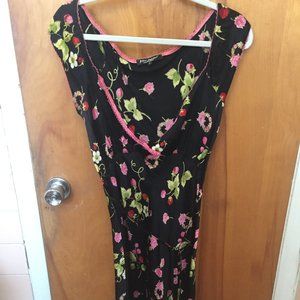 Betsey Johnson strawberry floral dress size 8